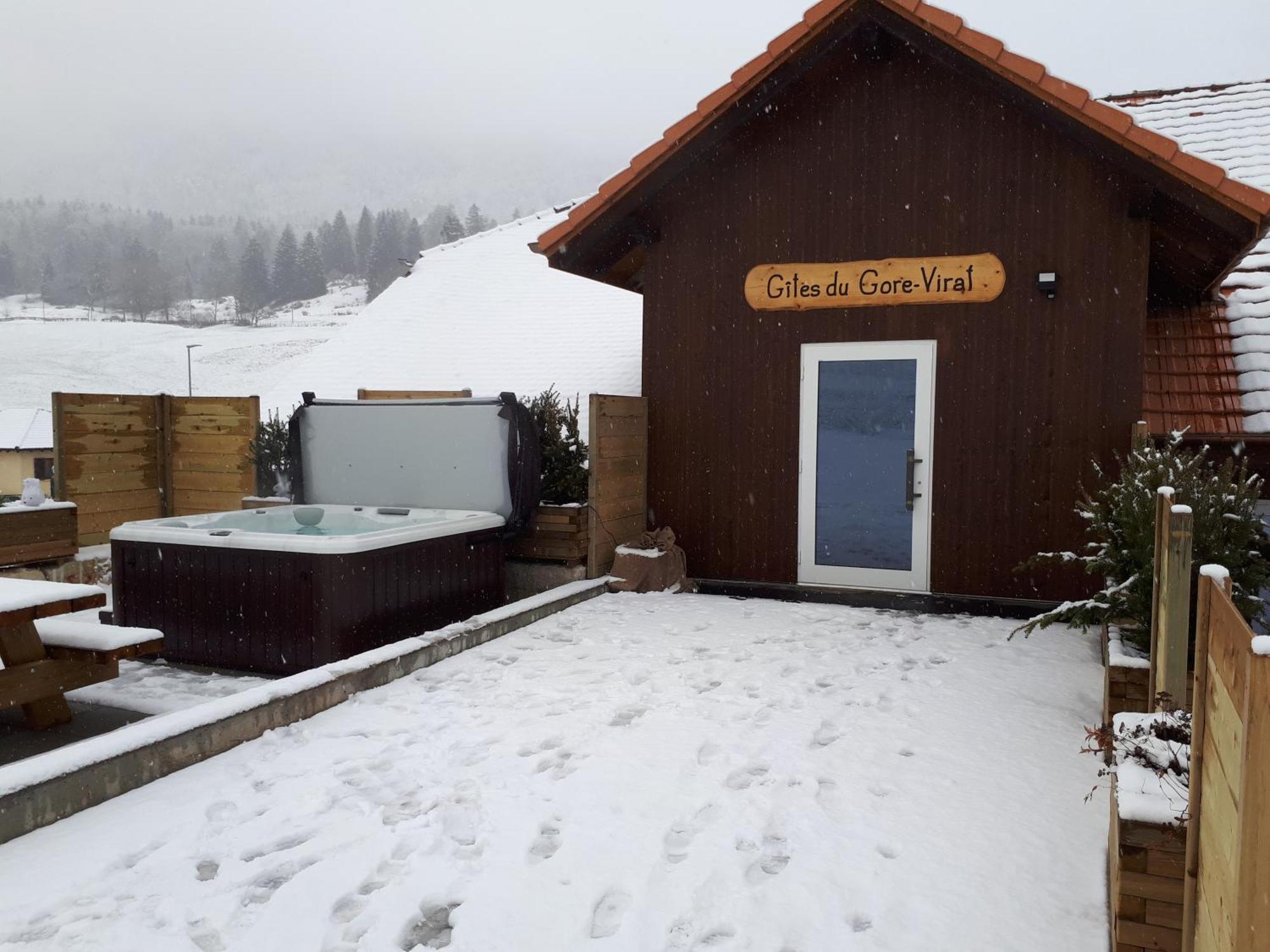 Gites Gorevirat Corcelles  Exterior photo